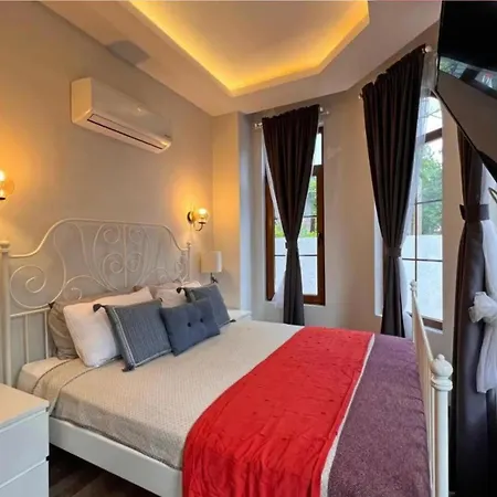 La Boutique Vera פאטהיה